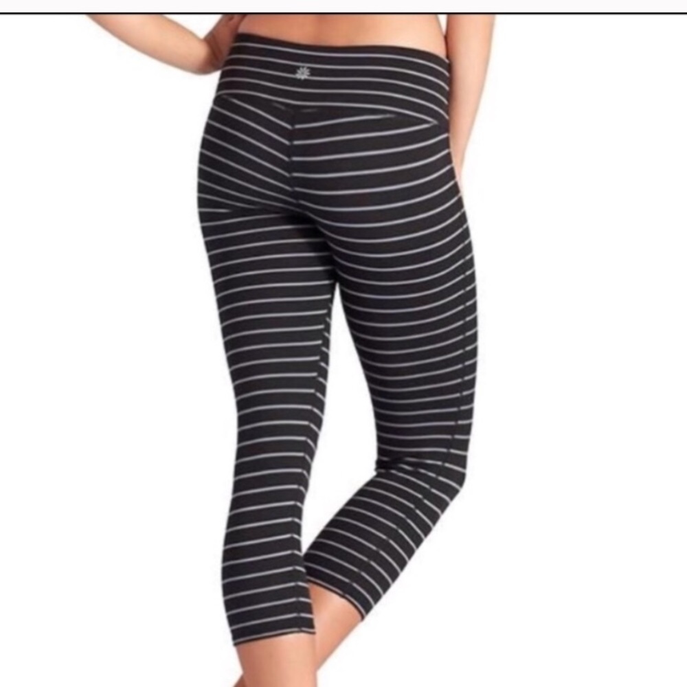 Athleta Stripes Chatarunga Capri Legging XS